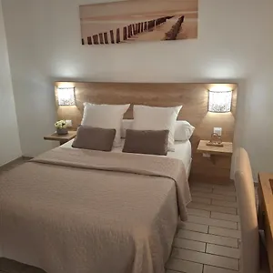 Mistral Apartment